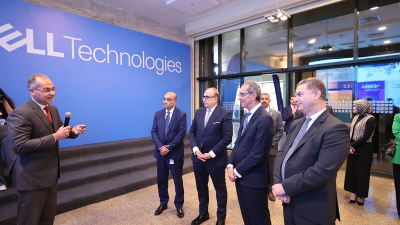 وزير الاتصالات يزور مركز تميز شركة دل تكنولوجيز Dell Technologies الأمريكية