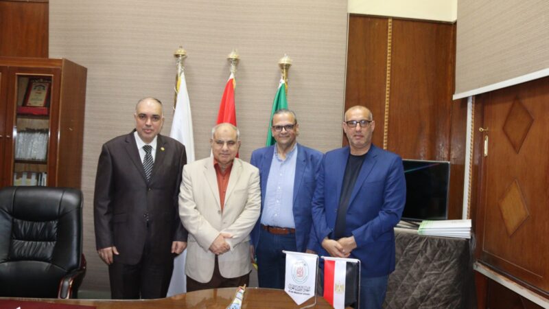 أمين عام اتحاد الأطباء العرب يستقبل وفداً من نقابة أطباء لبنان طرابلس