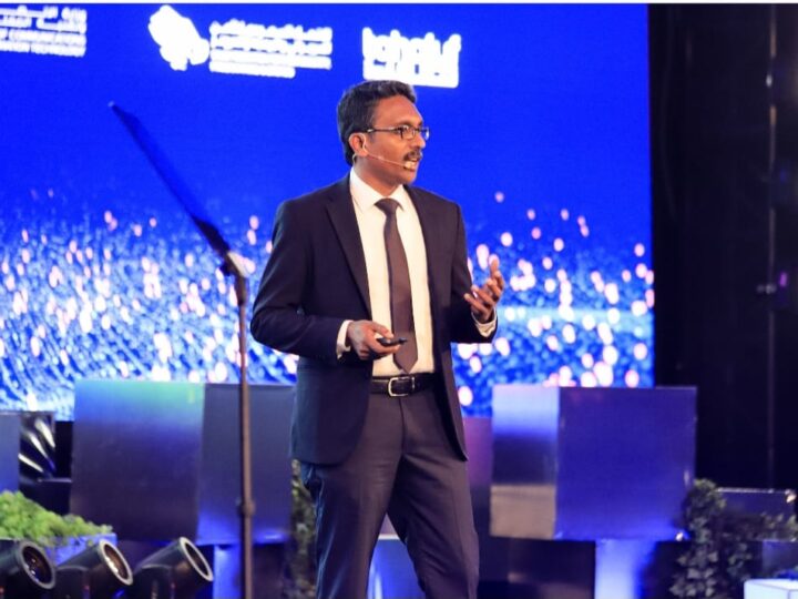 إنشاء تطبيقات بالأوامر الصوتية أو الكتابية: “زوهو كريتور” يدمج الذكاء الاصطناعي بأدوات مطوّري تطبيقات التعليمات البرمجية المنخفضة في المنطقة