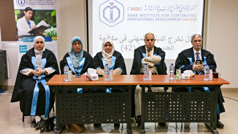 لمسة وفاءً لإرثه العلمي.. احتفالية تخريج الدفعة 42 لدبلوم مكافحة العدوى تحمل ذكرى أسامة رسلان