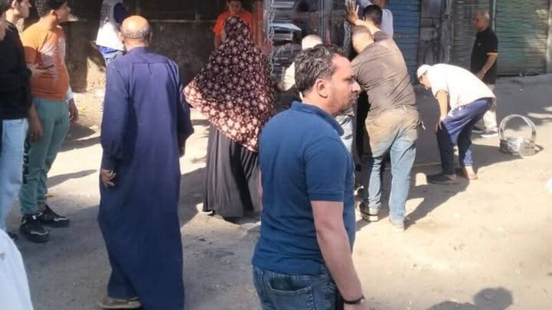 حملة لرفع اشغالات بنطاق حى الأميرية