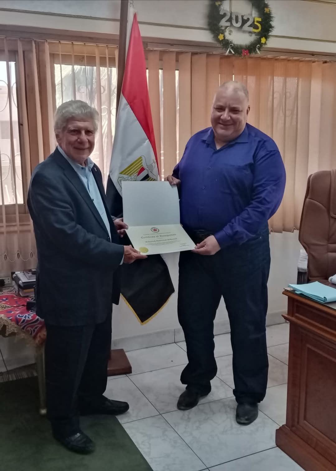 الغرفة التجارية الكندية تكريم رئيس حى مصر الجديدة
