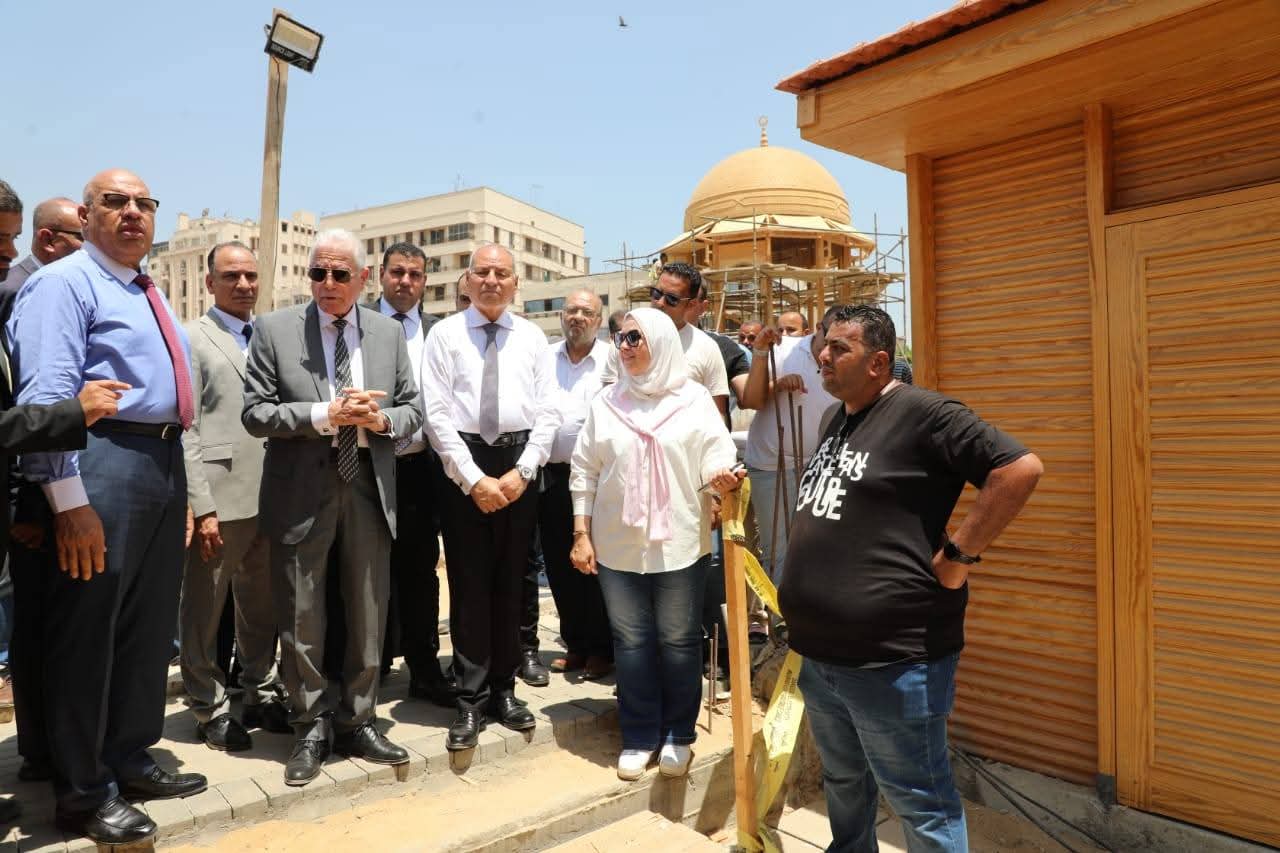 محافظ القاهرة يجري جولة تفقدية لمتابعة أعمال التطوير الجارية بمنطقة القاهرة الخديوية