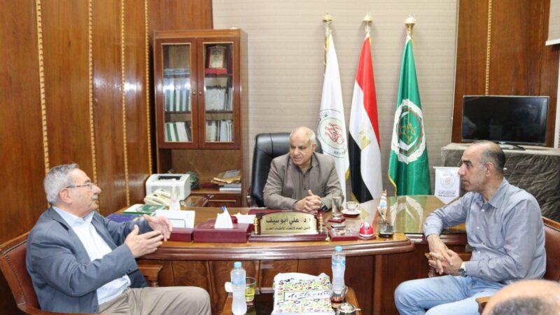 أمين عام اتحاد الأطباء العرب يستقبل وفداً من الائتلاف العربي لمناهضة الابرتاهيد والاستيطان الاستعماري