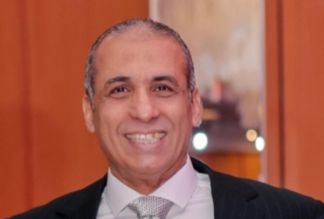 الهيئة الوطنية للصحافة يحيل بلاغ هشام ابراهيم ضد رئيس الشمس لأخبار اليوم للتحقيق فى انتحالة صفة دكتور