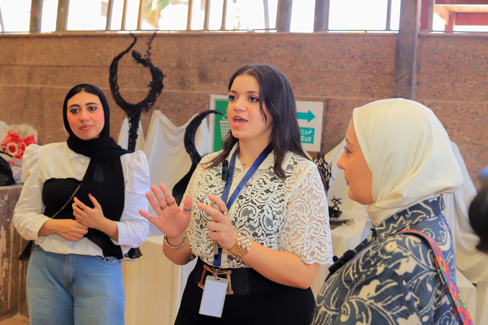 الطالبة الفائزة بالمركز الأول ” في مجال نحت المعادن: أسعى لتمثيل مصر في كل المحافل الدولية