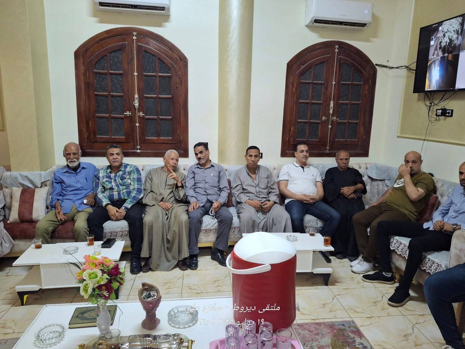 مرشح حزب المؤتمر باسيوط يعقد لقاءات جماهيرية بديروط