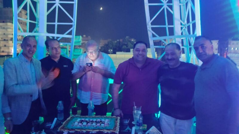 خيرالله يتفقد الإنشاءات الاستثمارية بمركز شباب زفتي .. ويحتفل بعيد ميلاد  الزميل عبدالمنعم فودة