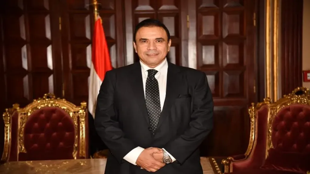 مدحت بركات يؤكد: جولة كامل الوزير تعكس رؤية واضحة لتطوير الصناعة المحلية