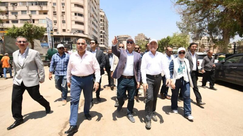 محافظ القاهرة ووزير الإسكان يتفقدان مشروع إحياء حديقة الأزبكية ضمن مشروعات تطوير القاهرة الخديوية