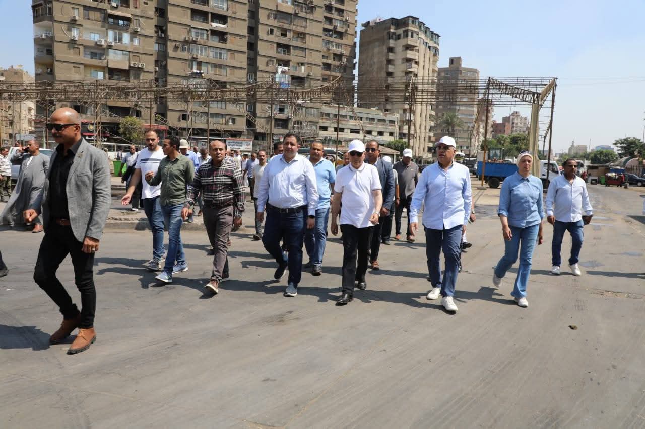 محافظ القاهرة يتفقد ميدان رمسيس لمتابعة أعمال إعادة الانضباط للمنطقة