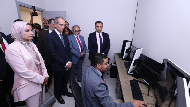 وزير الاتصالات يشهد فعاليات إطلاق منظومة مصرية بالكامل للكشف المبكر عن سرطان الثدى باستخدام الذكاء الاصطناعى بمستشفى بهية فى الشيخ زايد