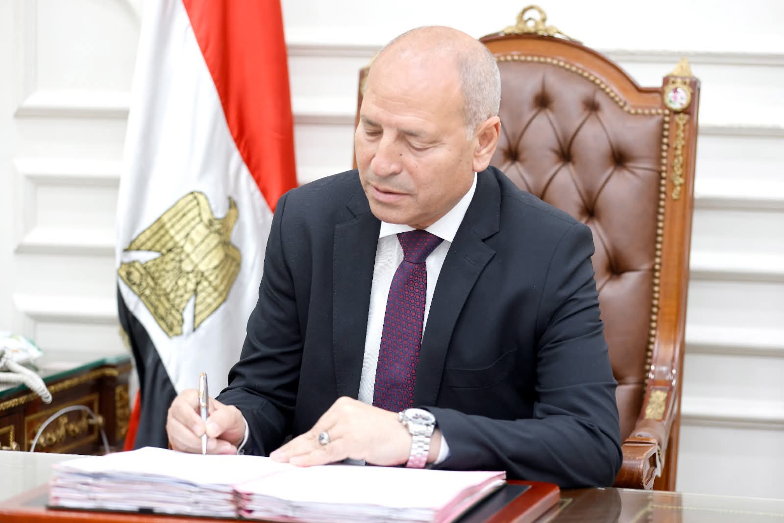 محافظ القاهرة يؤكد استعداد المحافظة لاستقبال العام الدراسى الجديد