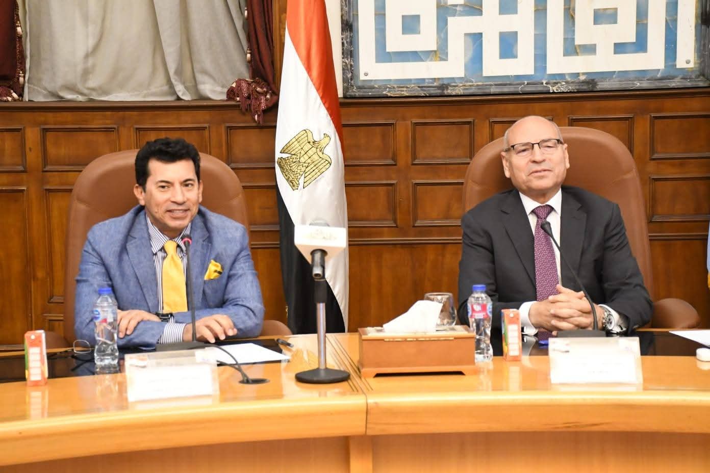 محافظ القاهرة ووزير الشباب والرياضة  يطلقان مبادرة ” الكيانات في الشارع