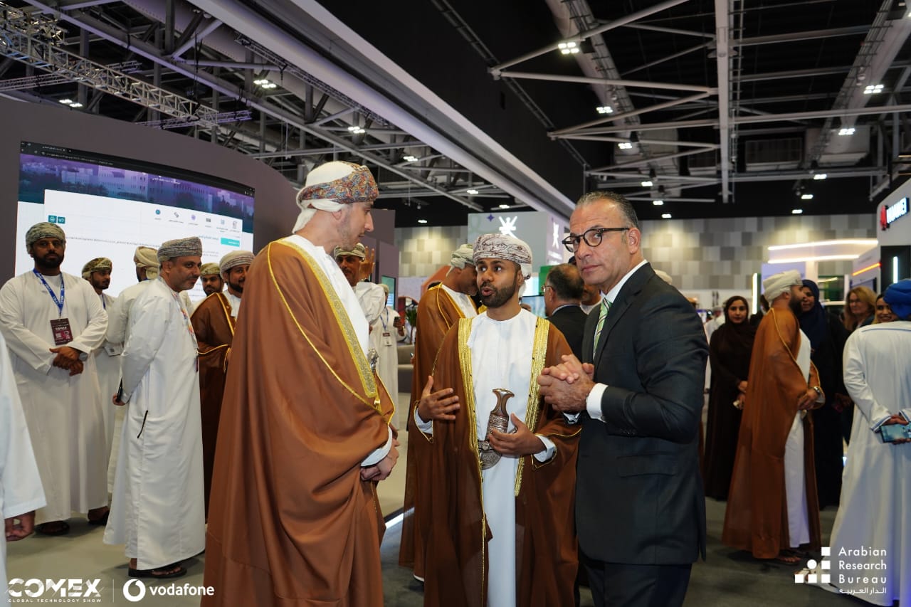ختام ناجح للدورة الرابعة والثلاثين من معرض ومؤتمر “كومكس عُمان 2025”: أكثر من 150 صفقة و430 جهة مشاركة
