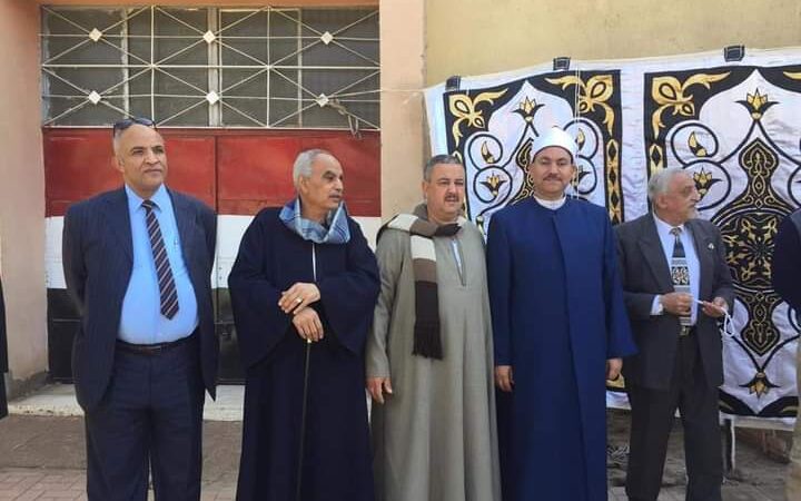 ” عبد العال الدقيشي” واحد مننا  ” ..حمل هموم أهالى  أبوتيج وصدفا والغنايم فبايعوه مرشحاً لمجلس النواب