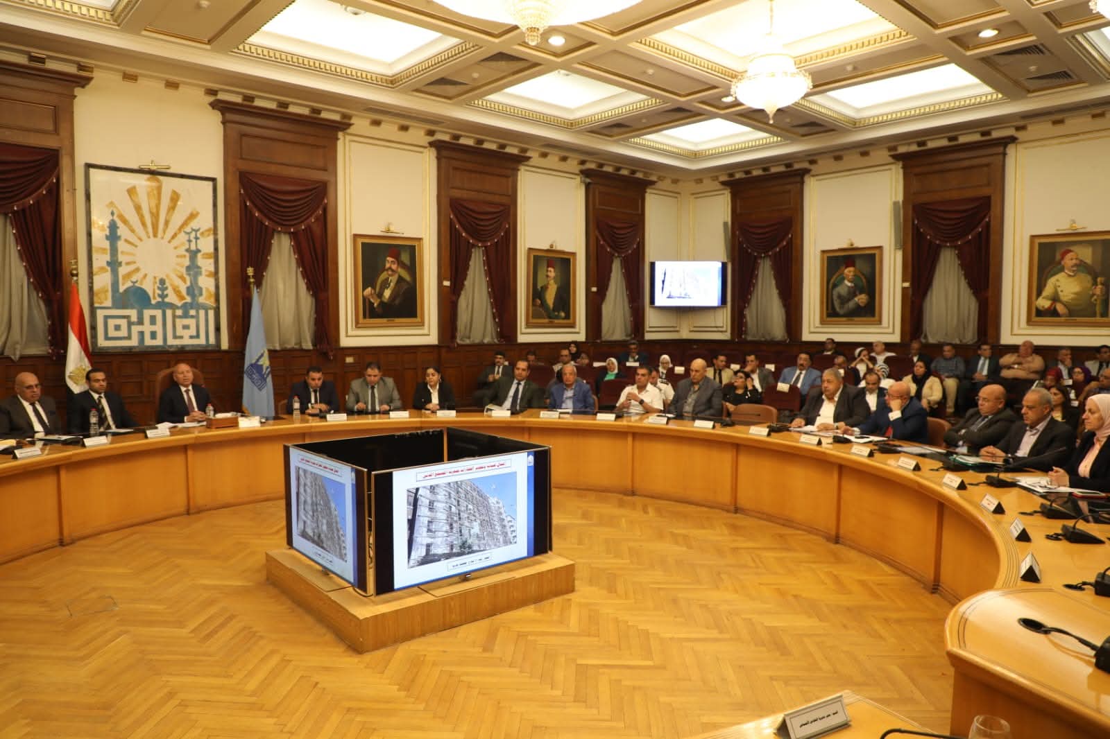 محافظ القاهرة يأمر بالغلق الفورى للمحال التى تبيع الاسكوتر الكهربى