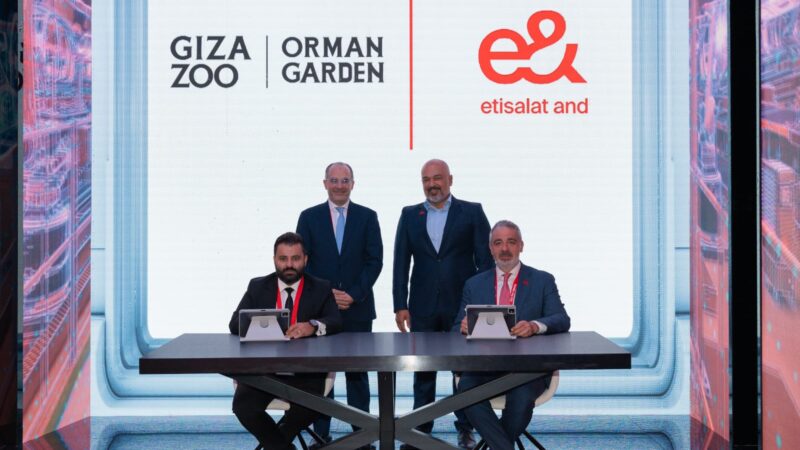 إي آند بيزنس توقع مذكرة تفاهم لتحويل حديقتي الحيوان والاورمان إلى نموذج عالمي للحدائق الذكية