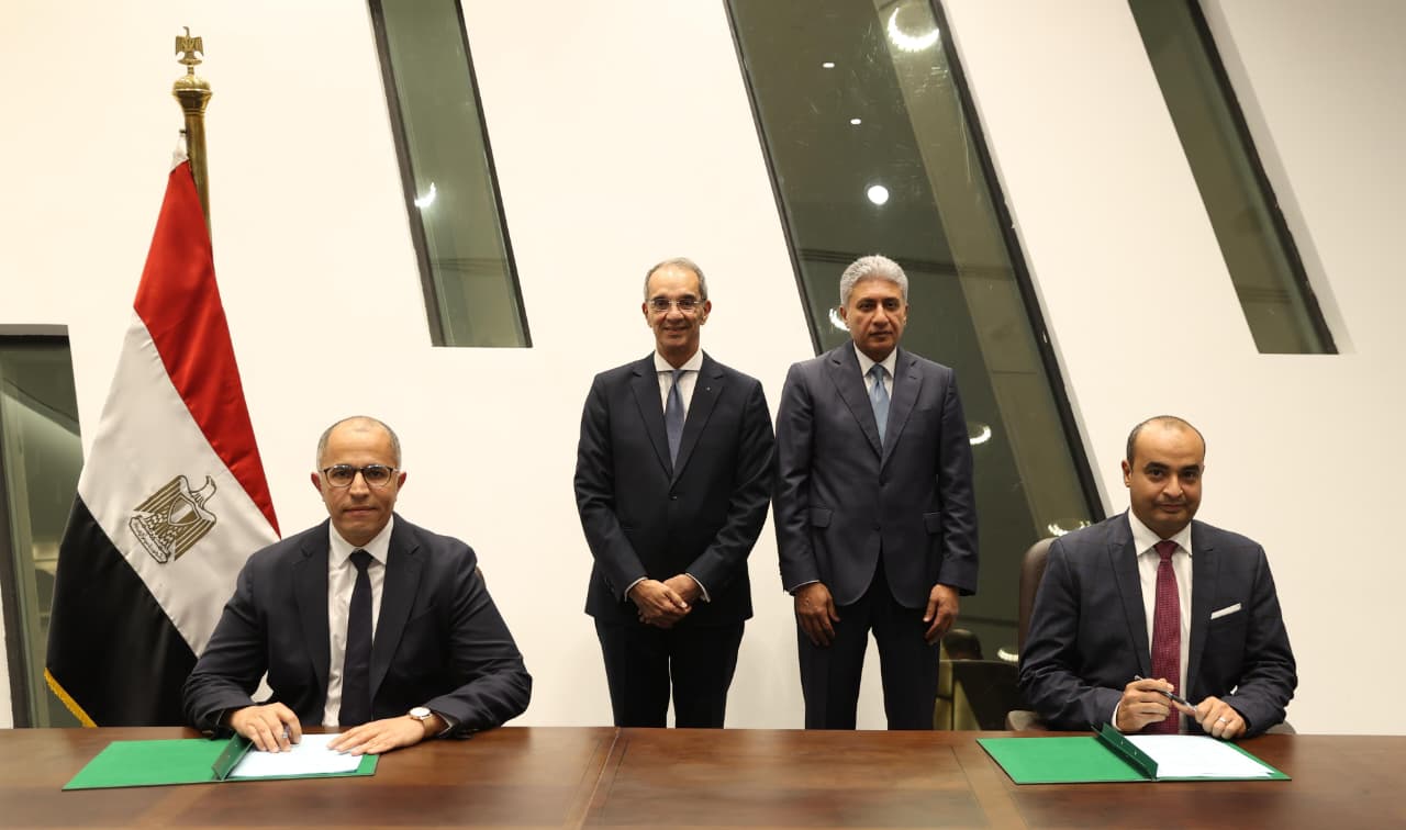 وزيرا الاتصالات والسياحة يشهدان توقيع تعاون لرقمنة المحتوى الأثرى المصرى وإتاحته عبر بوابة تراث مصر الرقمى