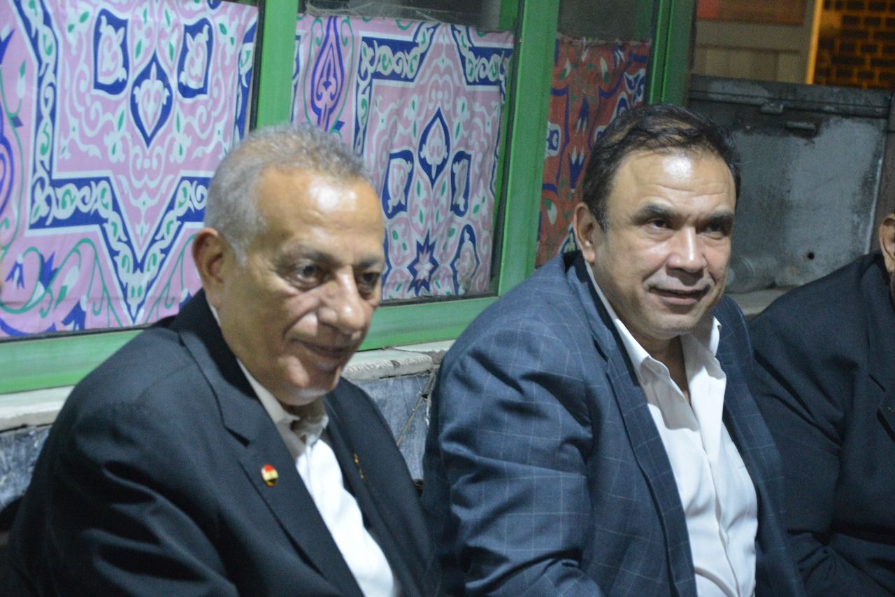 أبناء مصر بقيادة مدحت بركات يستقبلون اللواء كمال الدالي ويؤكدون: نحتاج إلى نواب خدموا الوطن بصدق