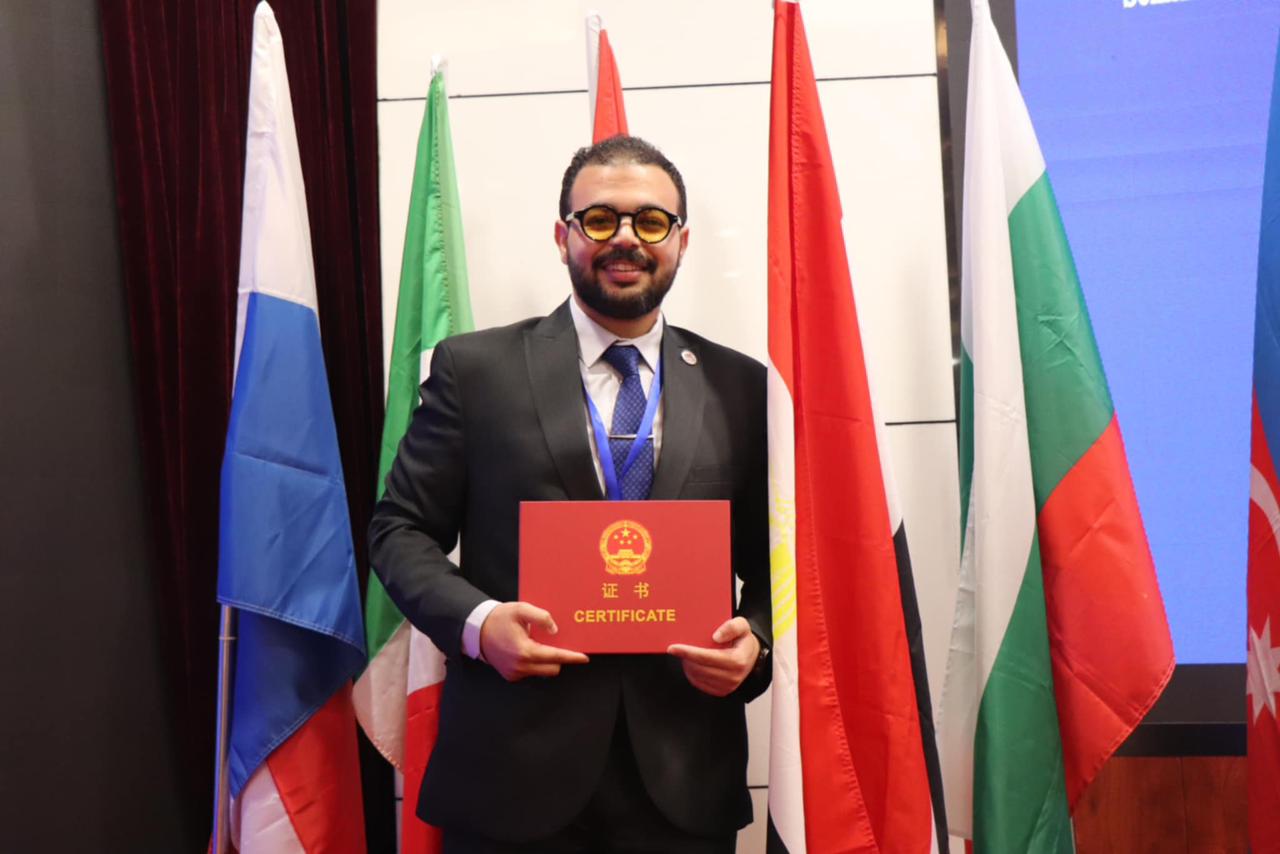 حسام عربي.. مرشح تميّزه مؤهلاته العلمية ورؤيته الواعية لخدمة المواطن