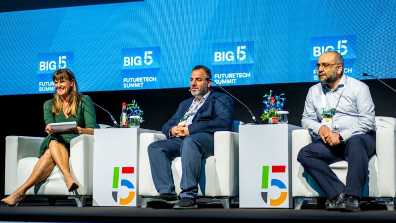 مصر: المسؤولون الحكوميون وخبراء القطاع الخاص يُسلطون الضوء على استراتيجيات التعاون خلال قمة القادة العالميين الخمسة الكبار في معرض Big 5 Global