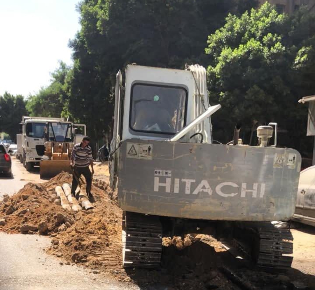 رئيس حى مصر الجديدة يتابع استكمال أعمال إحلال وتجديد خطوط المياه بعمارات العبور مصر الجديدة