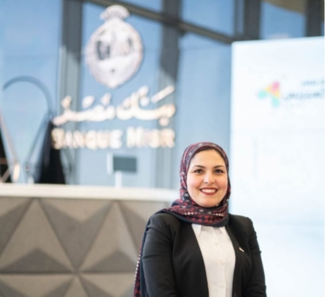 سُهى مصطفى.. قيادة نسائية مشرّفة في بنك مصر بالعاصمة الإدارية