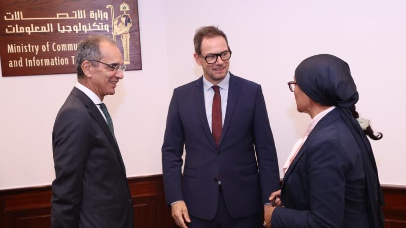 وزير الاتصالات يشهد توقيع  تفاهم لتأهيل الكوادر الشابة وتوفير فرص عمل لهم فى مجال تكنولوجيا ServiceNow 