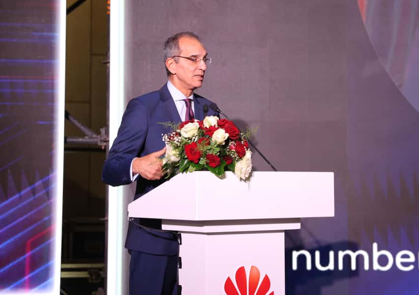 وزير الاتصالات يشهد احتفالية شركة هواوى العالمية بمناسبة مرور 25 عامًا على وجودها فى مصر