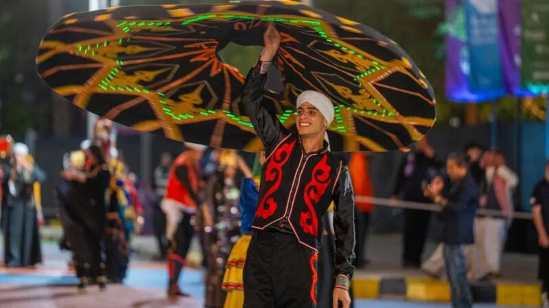 ضمن مبادرة ” انسجام عالمي 2 “ حضور جماهيري كبير في أولى ليالي “أيام الثقافة المصرية” بالسعودية