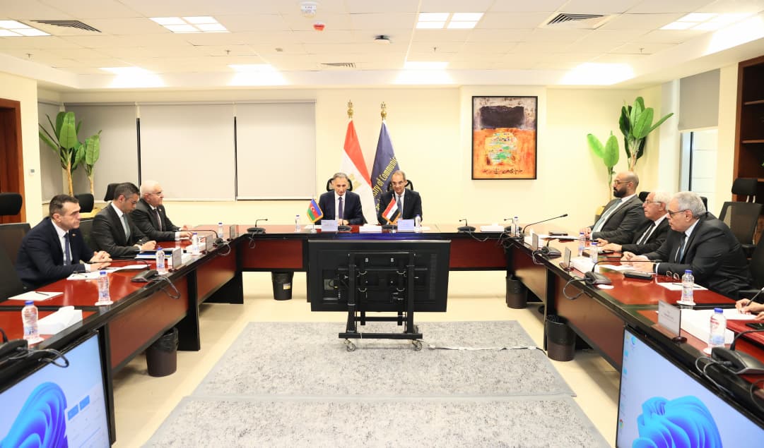 وزير الاتصالات يبحث تعزيز التعاون فى مجالات التحول الرقمى والذكاء الاصطناعى والأمن السيبرانى وبناء القدرات الرقمية مع أذربيجان
