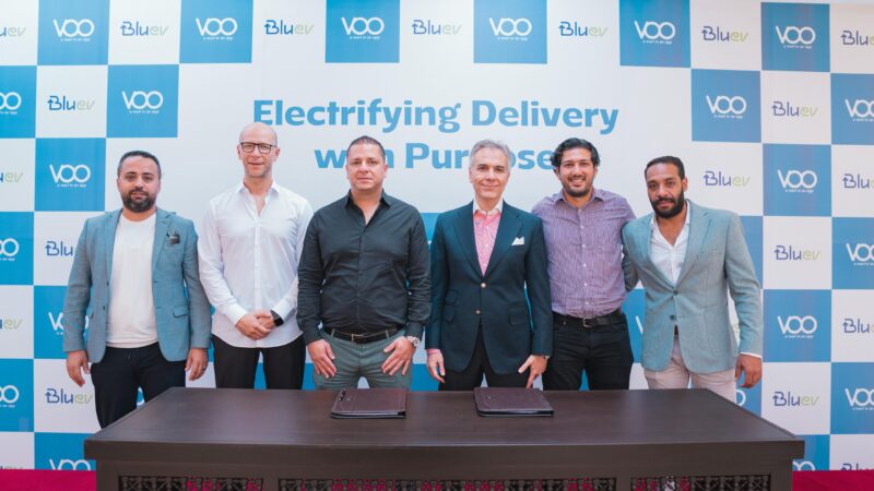 VOO App بالشراكة مع Blu EV تطلق لأول مرة في مصر منظومة موتوسيكلات دليڤري كهربائية صديقة للبيئة