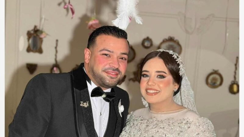 السيد خيرالله يهنئ آل هجرس والشاعر بزفتي