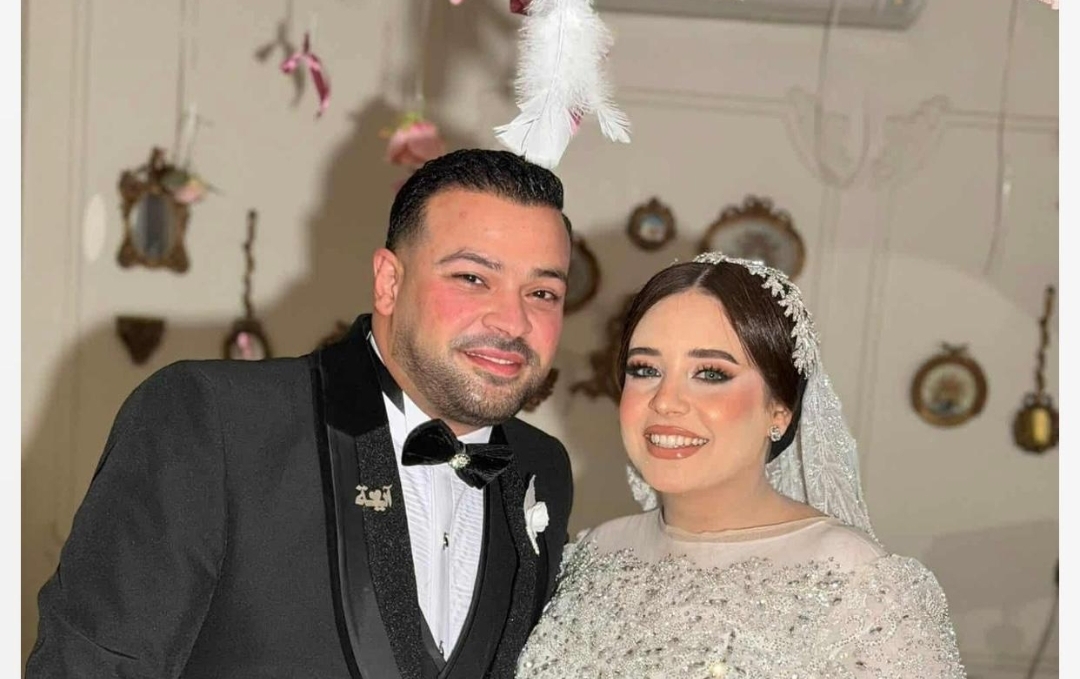 السيد خيرالله يهنئ آل هجرس والشاعر بزفتي