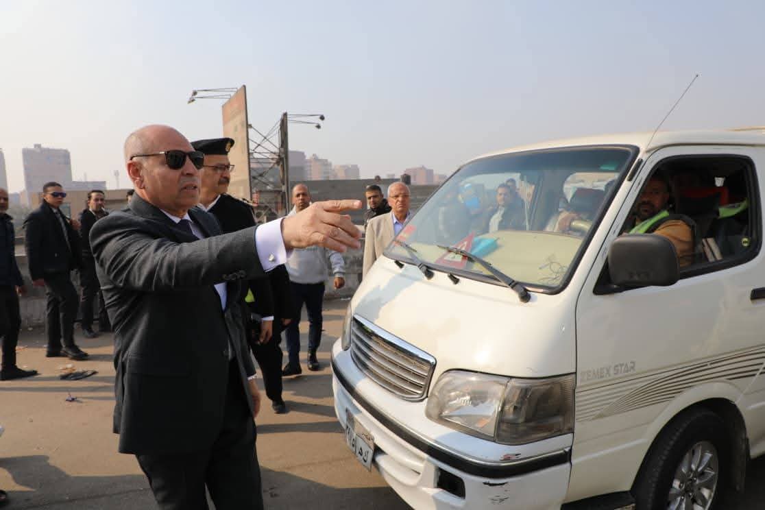 محافظ القاهرة يتفقد بجولة مفاجئة أعلى دائرى السلام