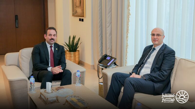 رئيس جهاز مستقبل مصر يجتمع بالرئيس التنفيذي لـ«تنظيم الاتصالات» لبحث دعم البنية التحتية الذكية للمشروعات التنموية