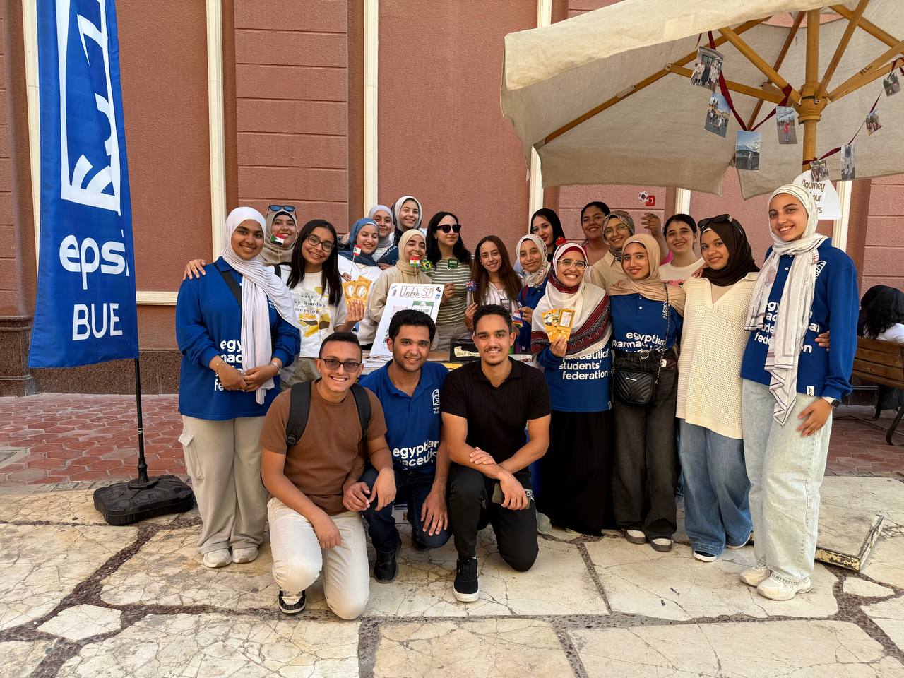 طلاب صيدلة مصريون يحققون حضورًا دوليًا من خلال مشاركتهم في برنامج التبادل الطلابي SEP