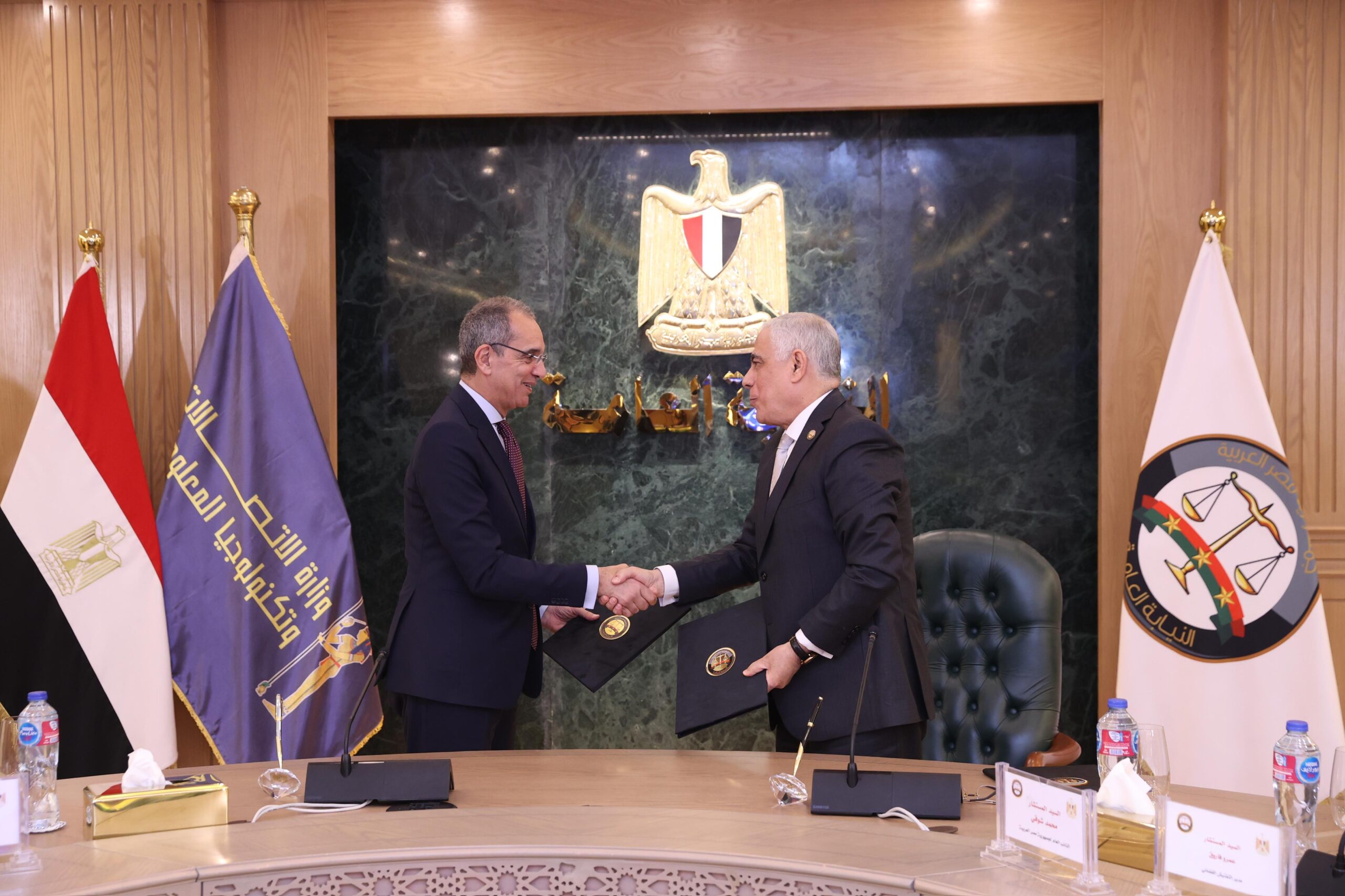 وزير الاتصالات والنائب العام يوقعان تعاون لتنفيذ 10 مشروعات لتطوير وتحديث منظومة التحول الرقمى بالنيابة العامة