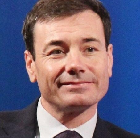 تمكين العلم والابتكار ودحض الأيديولوجيات من أجل سياسات وتشريعات أكثر ذكاءً