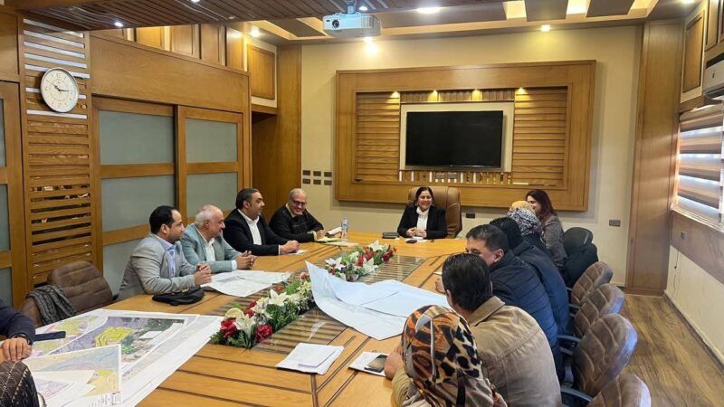 نائب محافظ القاهرة للمنطقة الشرقية تناقش المخططات التفصيلية لأحياء القاهرة