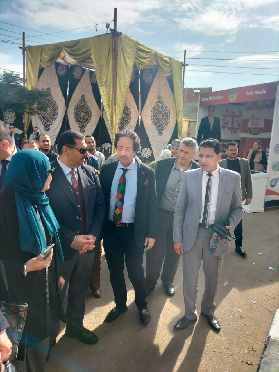 جولة ميدانية لرئيس مدينة زفتي لرفع الإشغالات ومخالفات البناء وتكدس حركة المرور