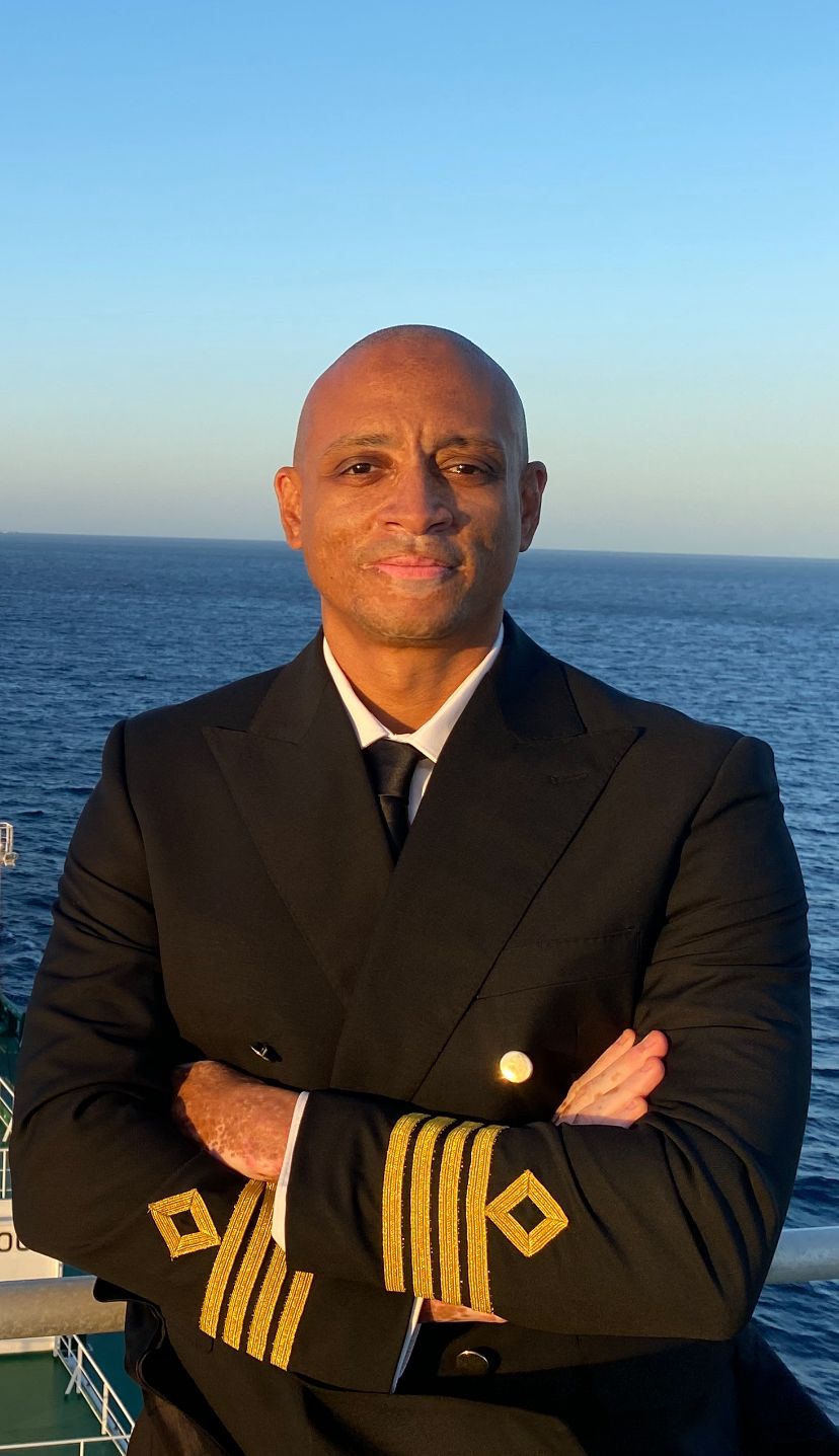 قادة و خبراء يدعمون الربان وسام هركي: تمكين المتخصصين في النقل البحري التجاري ضرورة لزيادة رفعه و تطوير القطاع و للأمن القومي المصري