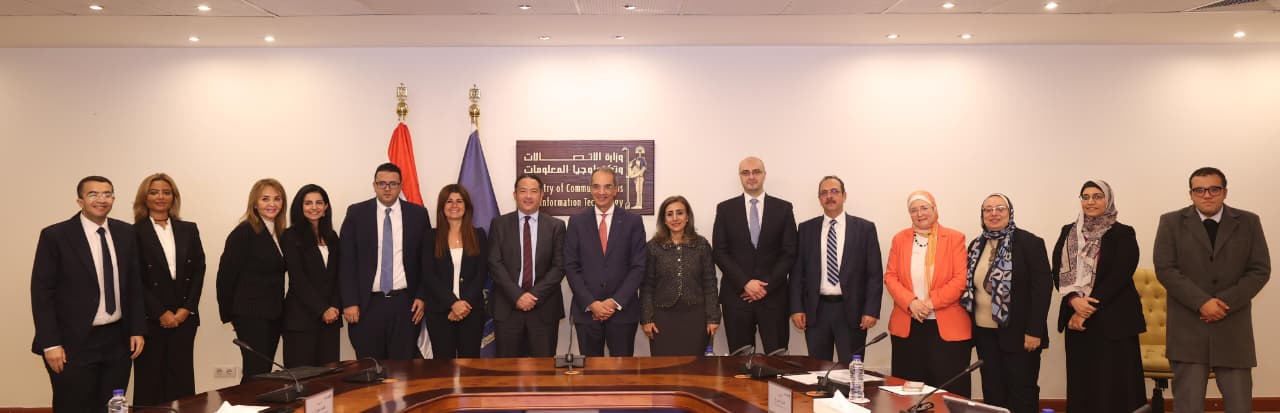 تفاهم بين وزارة الاتصالات وشركة أورنچ مصر لتعزيز استخدام تقنيات التشخيص عن بُعد لخدمة القرى والمناطق الحدودية