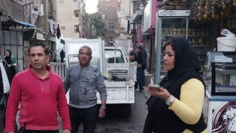 رئيس حى الأميرية تقود حملة اشغالات بنطاق الحى