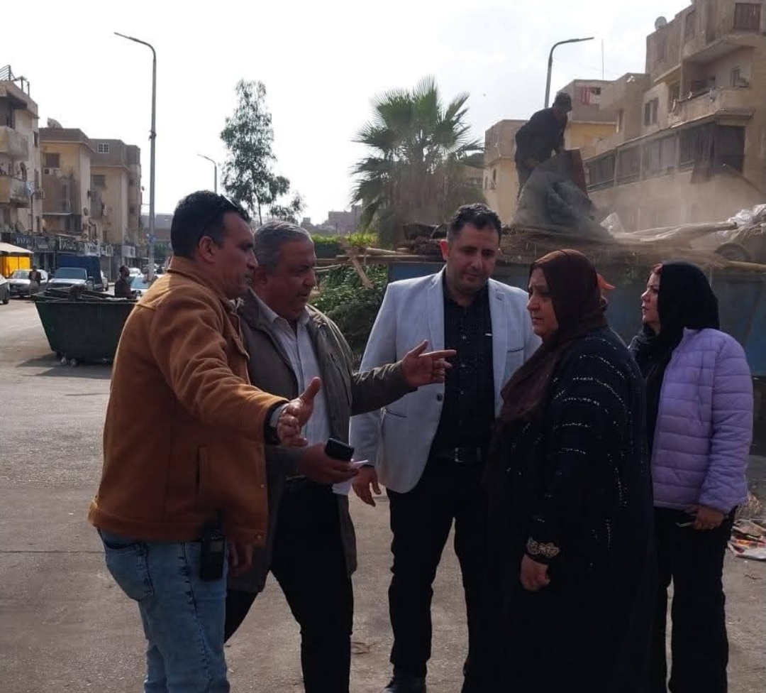 رئيس حى الأميرية تتابع حملة اشغالات بنطاق الحى