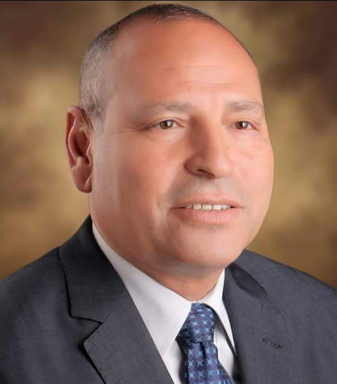 محافظ القاهرة :  العاصمة تشهد مشروع إخلاء مقبرة السيارات من قلب الكتلة العمرانية