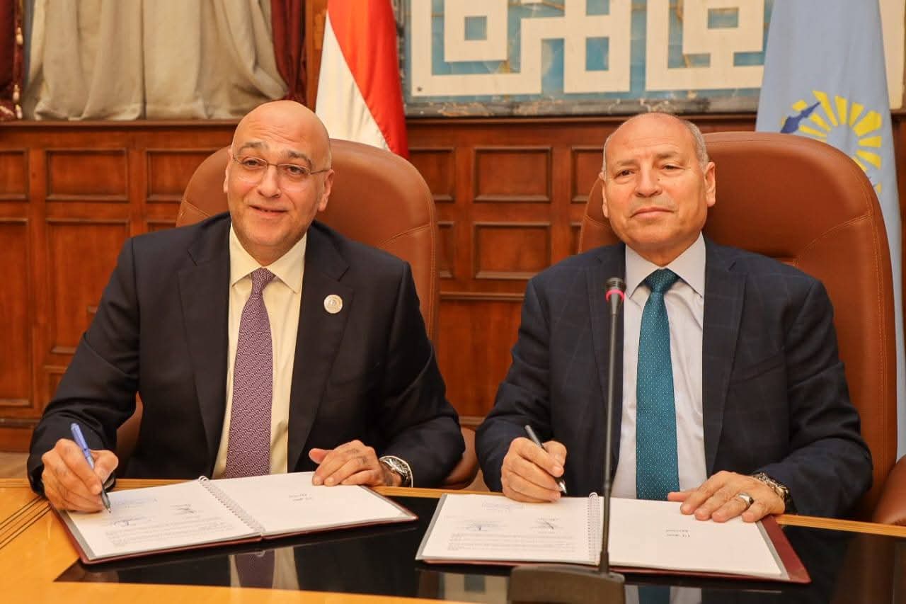 محافظة القاهرة يوقع تعاون لتطوير منطقة الزاوية الحمراء بتمويل من الاتحاد الأوروبي والوكالة الفرنسية