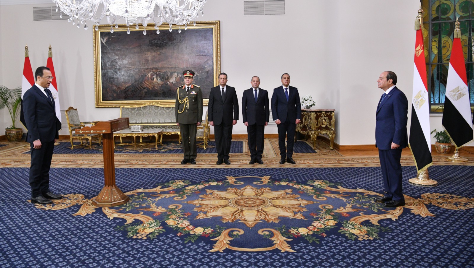 وزير الاتصالات   يؤكد استكمال التوسع في الخدمات الرقمية لبناء مجتمع رقمى متكامل