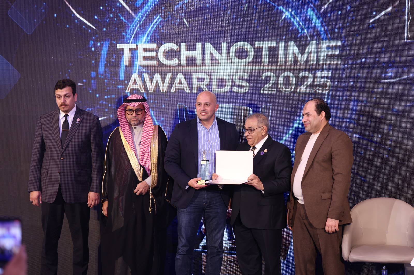 “راية للإلكترونيات ” تحصد جائزة  ” تكنوتايم للتميز ” كأفضل شركة في توزيع الإلكترونيات وبناء أنظمة ذكية للوصول إلى الأسواق لعام 2025″